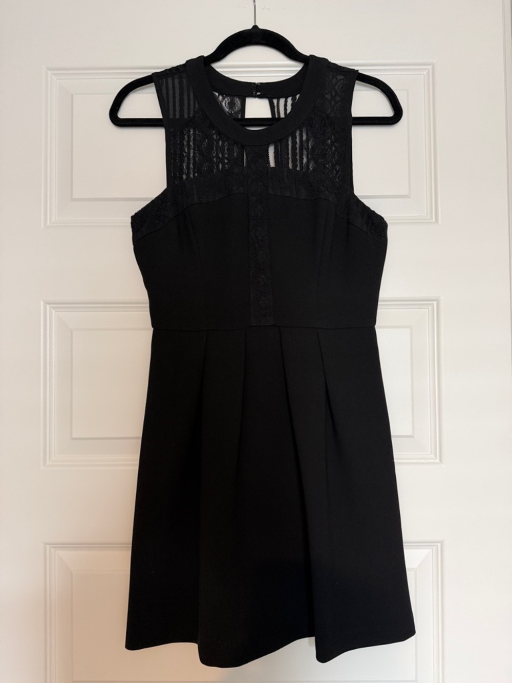 BCBGeneration Black Sleeveless Lace Fit-and-Flare Mini Dress